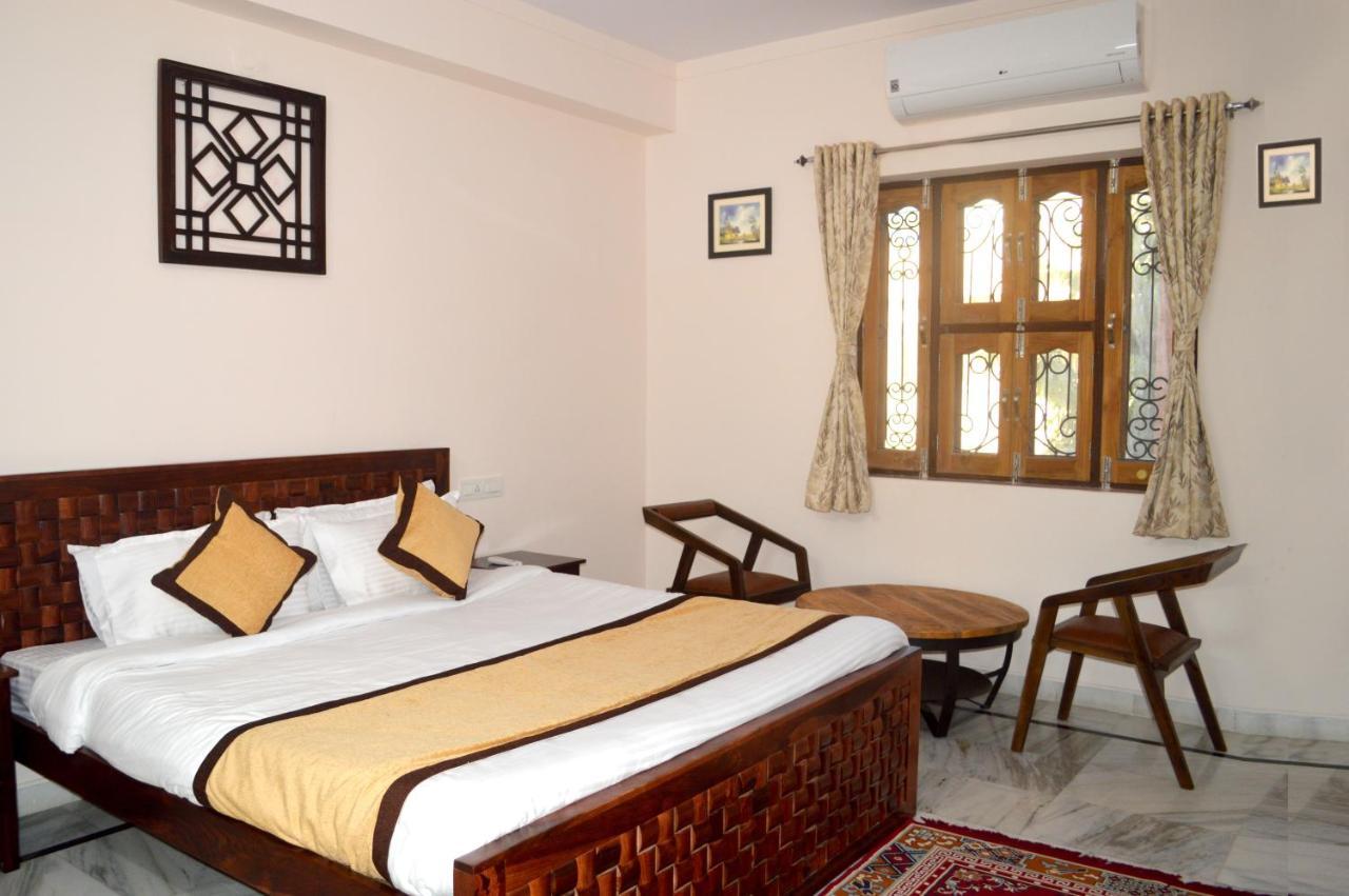 Hotelier Hosts - A Home Stay Jodhpur  Eksteriør billede
